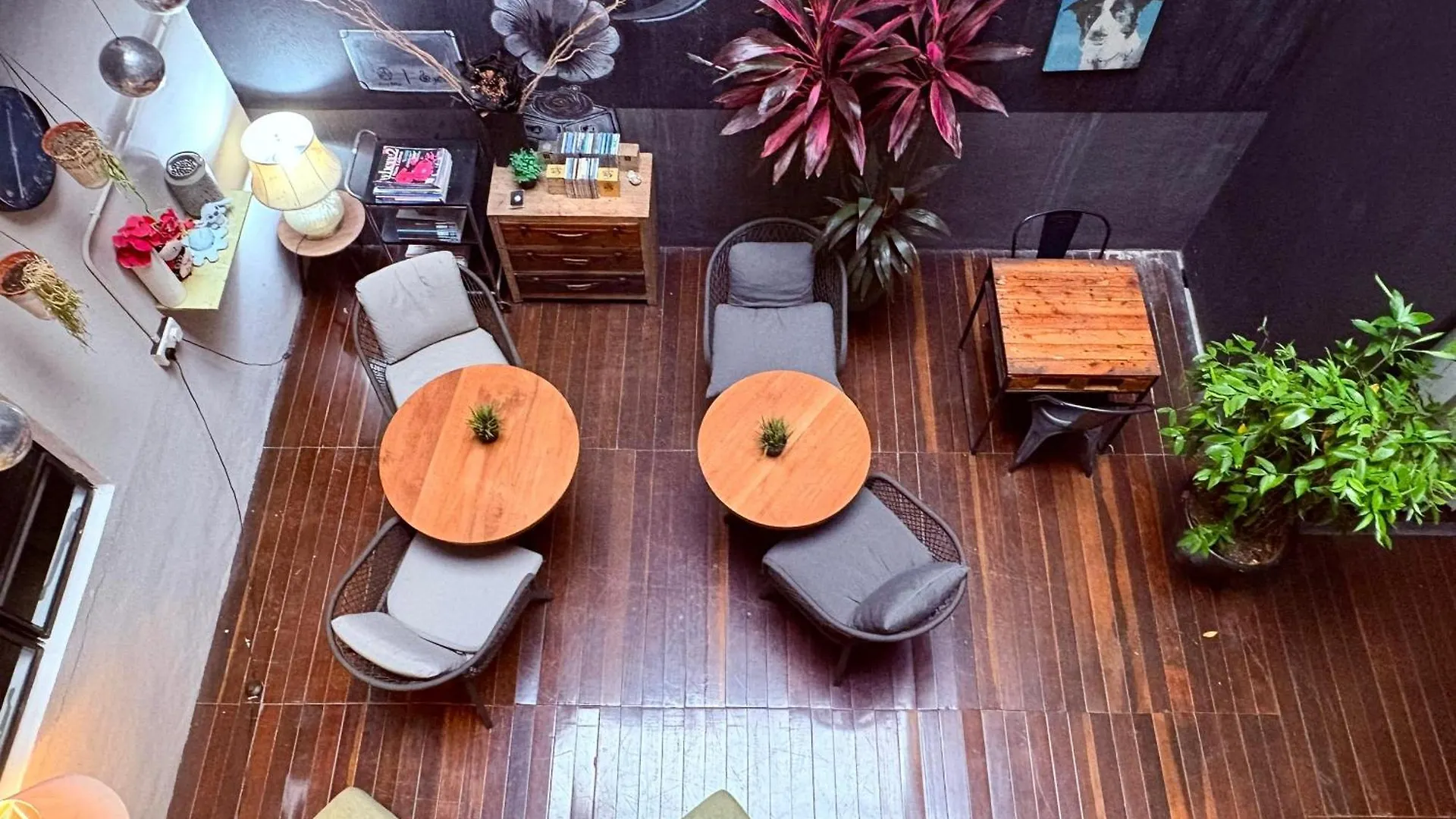 Отель Kim Haus Loft Джорджтаун